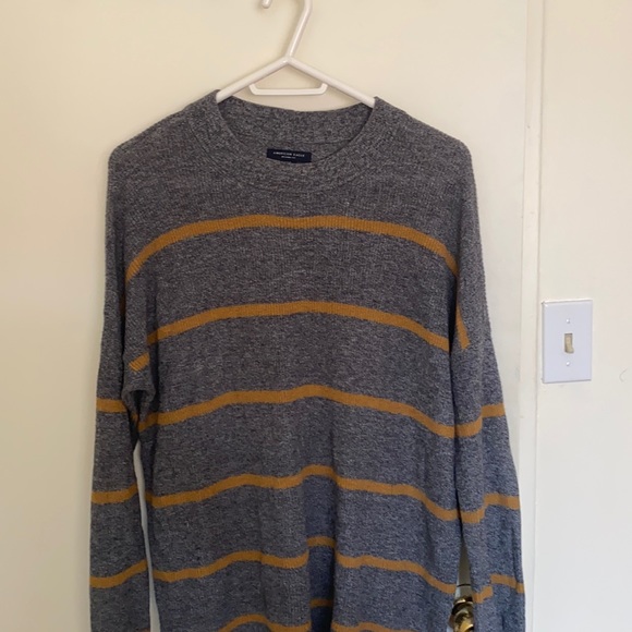American Eagle sweater - Picture 1 of 2